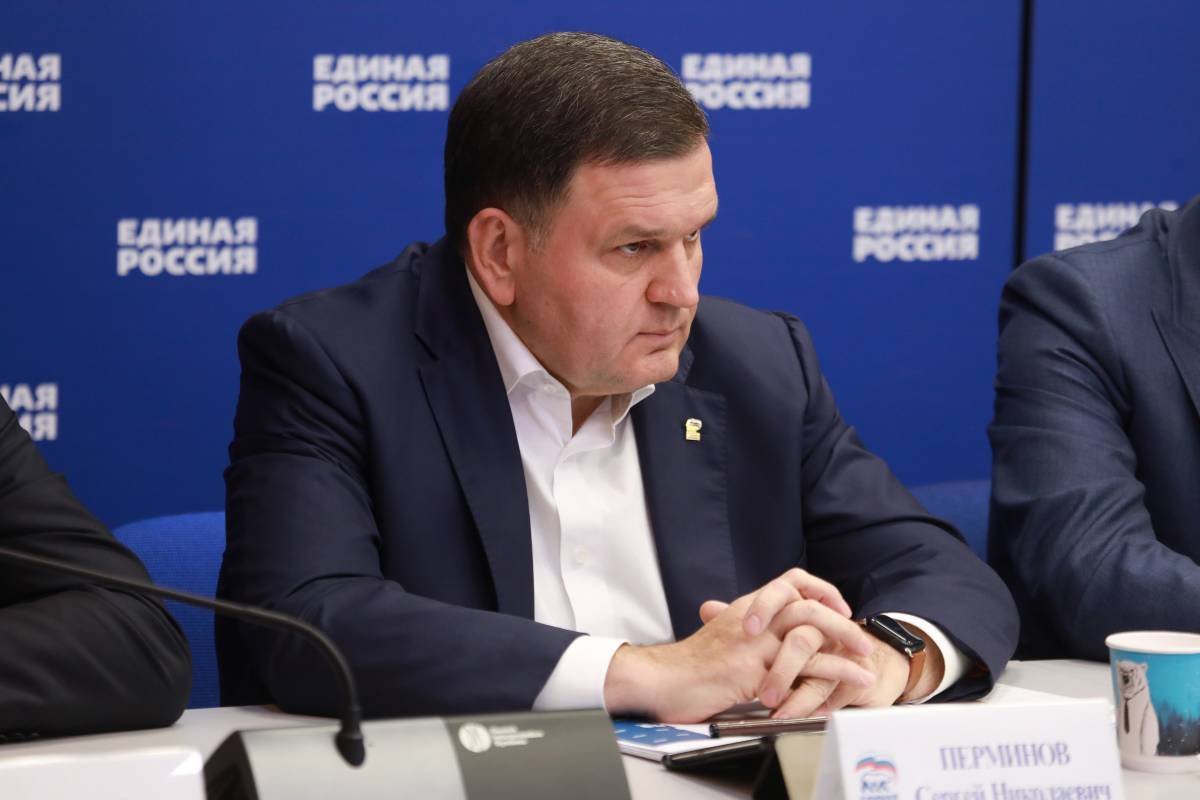 Началось выдвижение кандидатов на предварительное голосование «Единой России»  Подать заявки на участие в процедуре можно до 27 апреля.